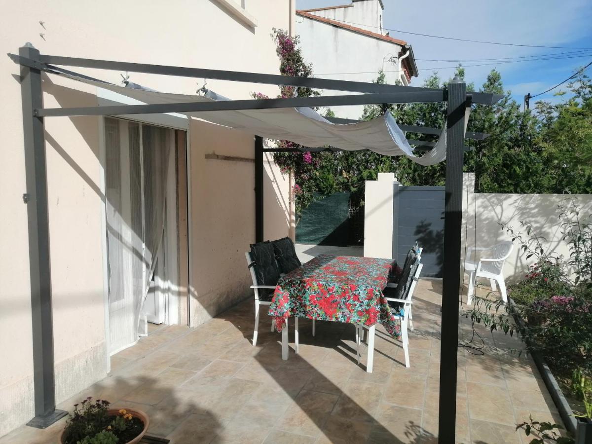 La Maison De 6Fran Appartement 2 Chaleureux Et Calme Ambiance Familiale Valros Exterior photo